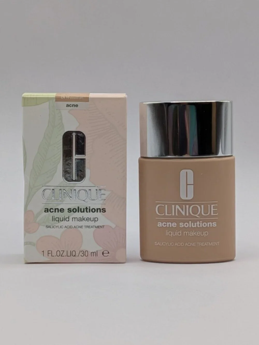 Clinique Acne Solutions CN 10 Alabaster Liquid Makeup 1 oz / 30mL Full Size New